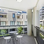 Zetland Delight 2-Bedroom Haven With Pool & Gym